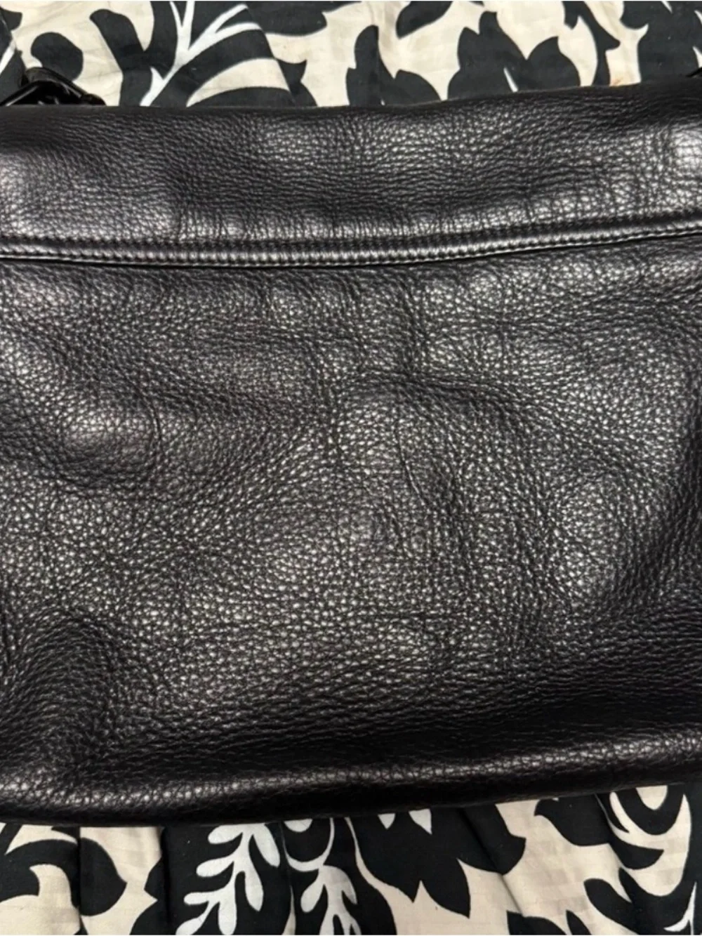 Tory Burch pebbled black